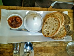 Pain confiture et beurre brunch Tamper espresso Bar coffee shop Lille chicon choc