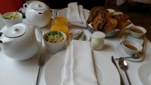 petit dejeuner hotel cinq etoiles le clarance lille