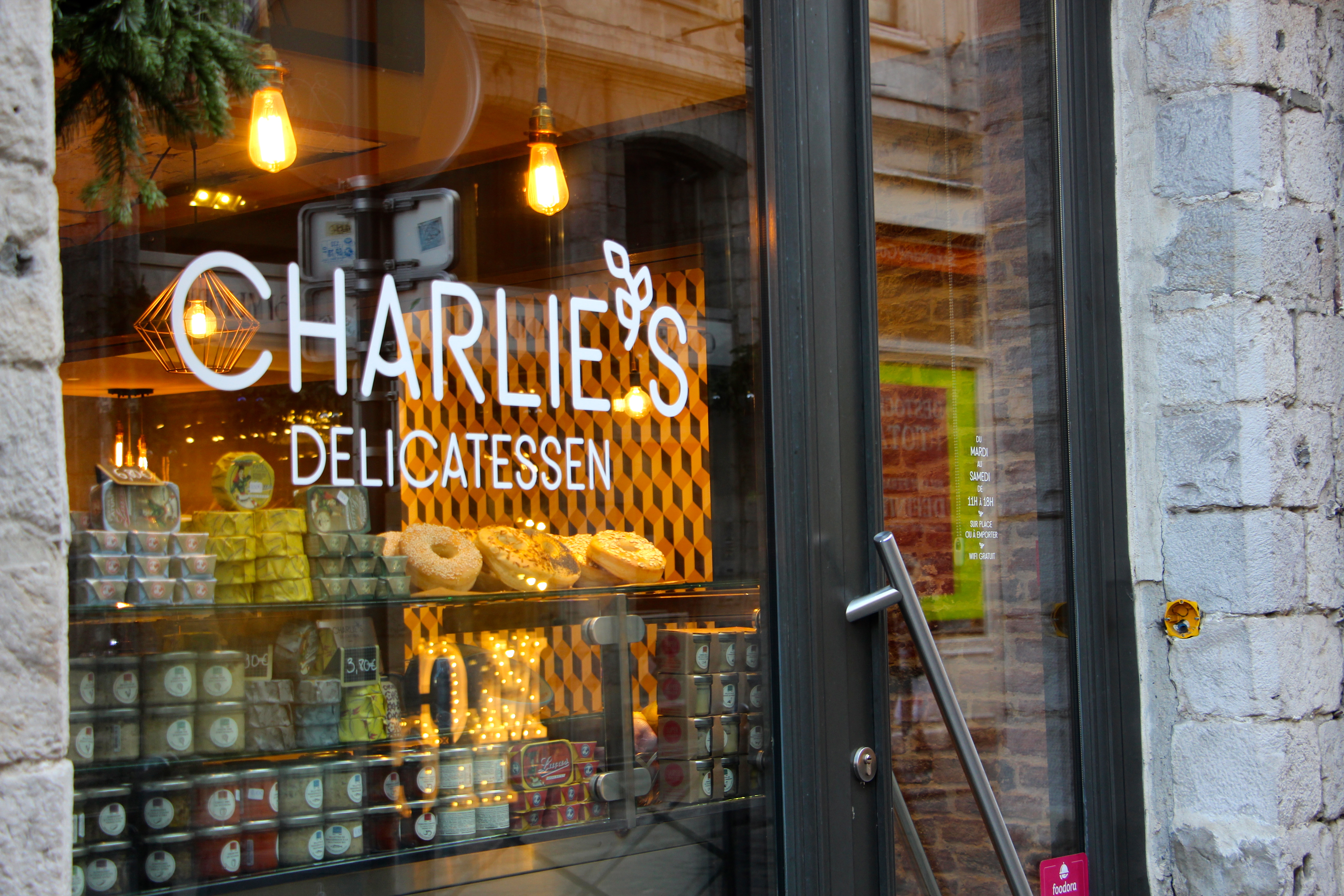 charlie's delicatessen le meilleur bar à bagels de lille chicon choc blog lille
